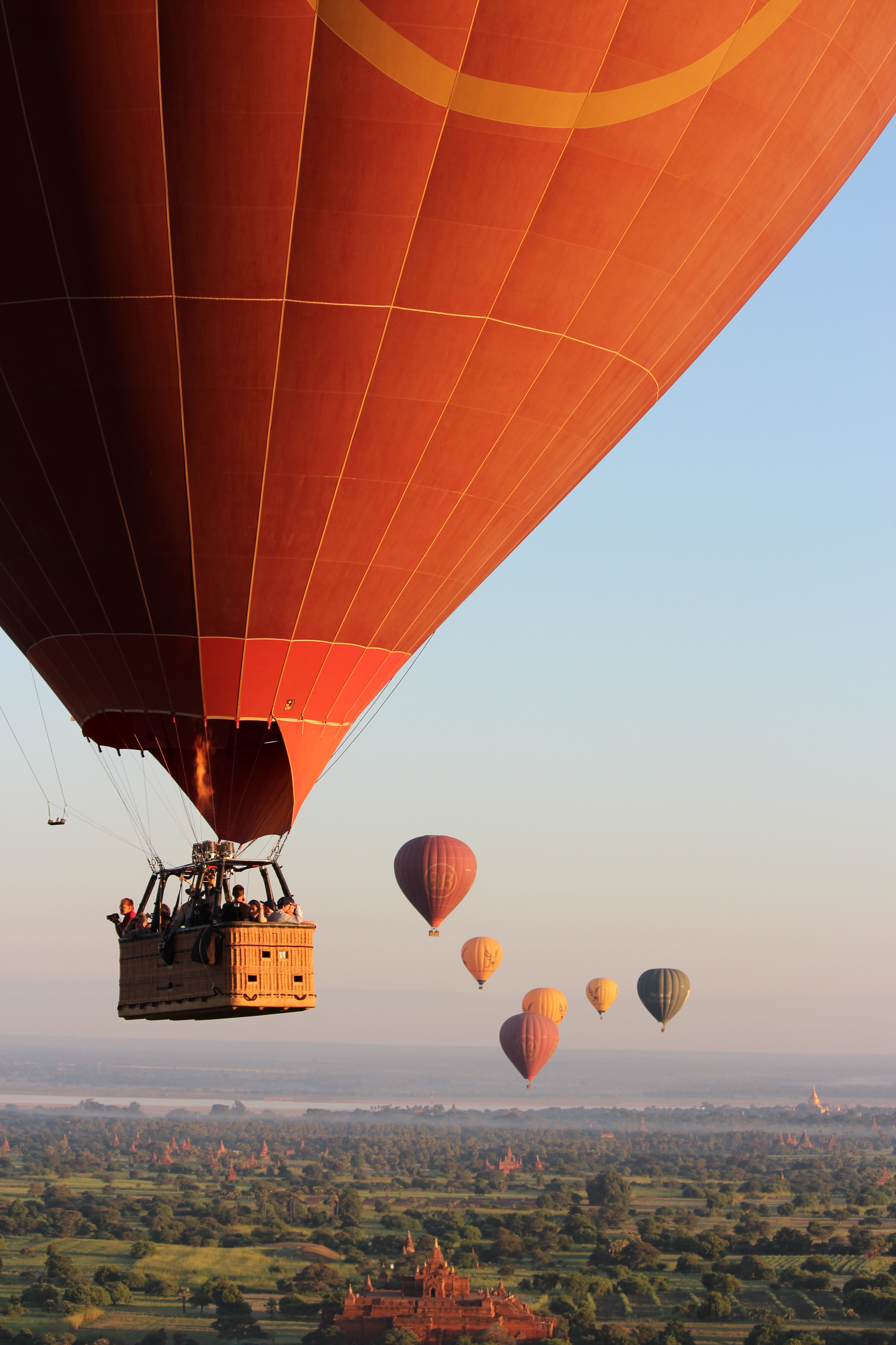 Indulge​ in ⁣the Ultimate Safari ‌Experience: Sunrise and Sunset Hot Air ⁢Balloon Rides in Maasai Mara