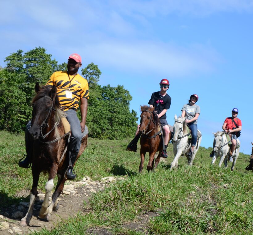 Is horseback safari gear suitable for different weather conditions in Maasai Mara?