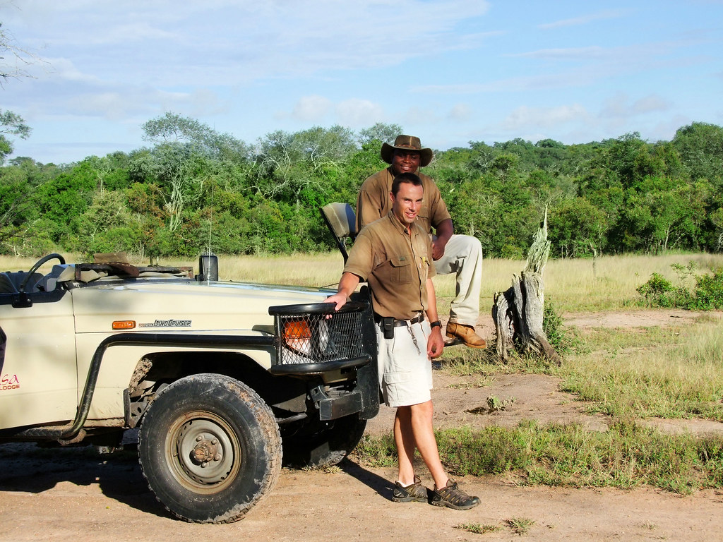 6. Behind the Scenes: A⁣ Closer Look at‌ the Training Programs⁢ for Safari​ Guides in ‌Maasai Mara